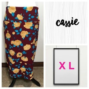 LuLaRoe Cassie Pencil Skirt
